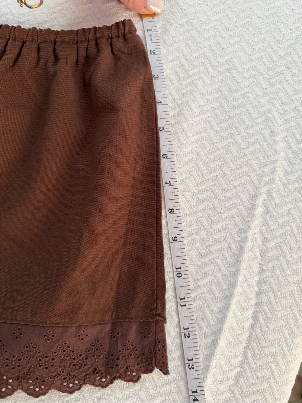 Le Lis Cream Brown Scalloped Hem Skort - Picture 3 of 7